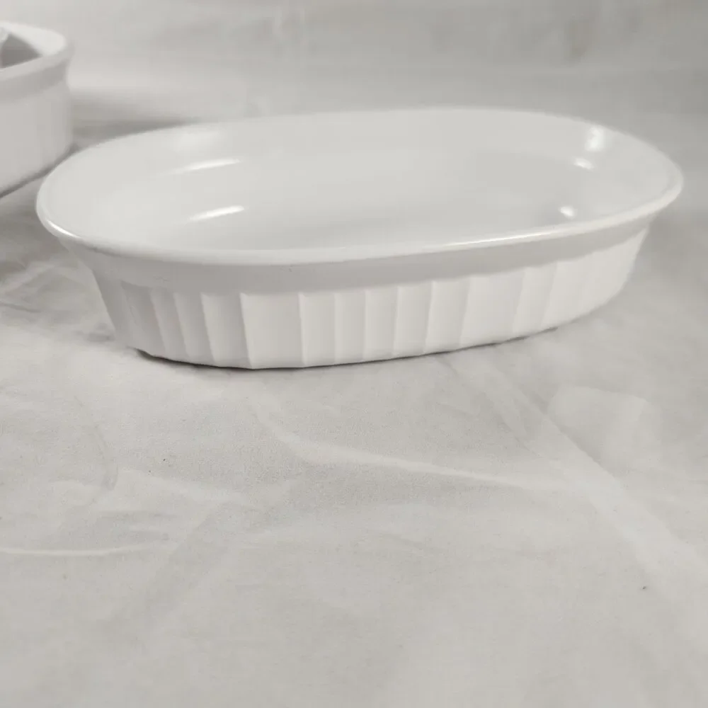 3 Corning Ware French White Oval Casseroles - 475ml F-15-B, 1L F-7-B, 1.8L F-6-B